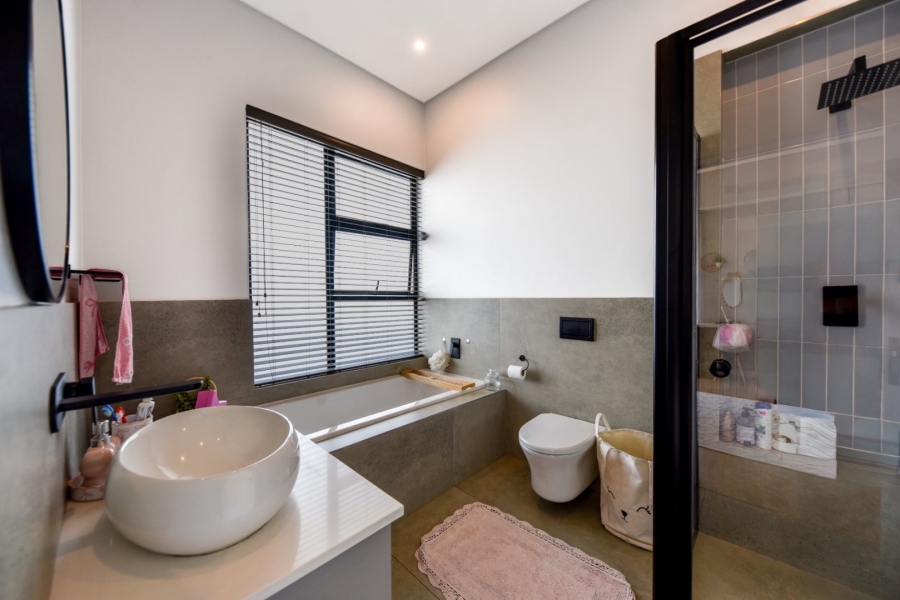 4 Bedroom Property for Sale in Lombardy Gauteng