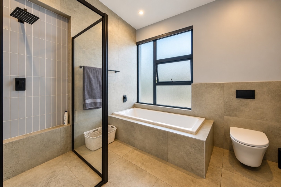 4 Bedroom Property for Sale in Lombardy Gauteng