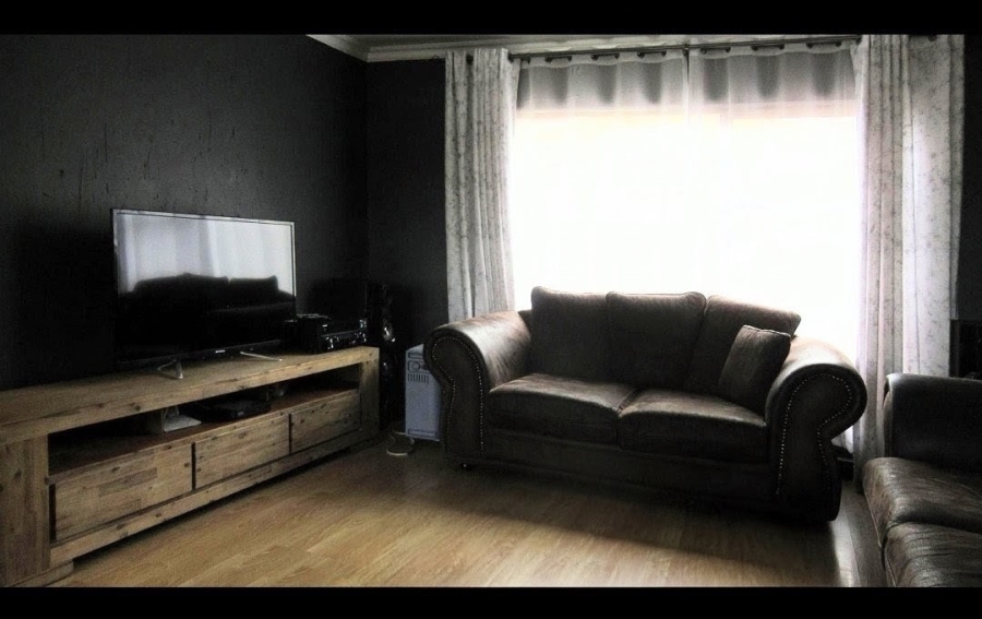 4 Bedroom Property for Sale in Vanderbijlpark SW 5 Gauteng