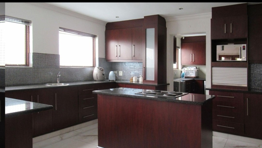 4 Bedroom Property for Sale in Vanderbijlpark SW 5 Gauteng