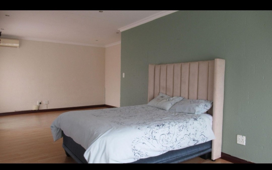 4 Bedroom Property for Sale in Vanderbijlpark SW 5 Gauteng