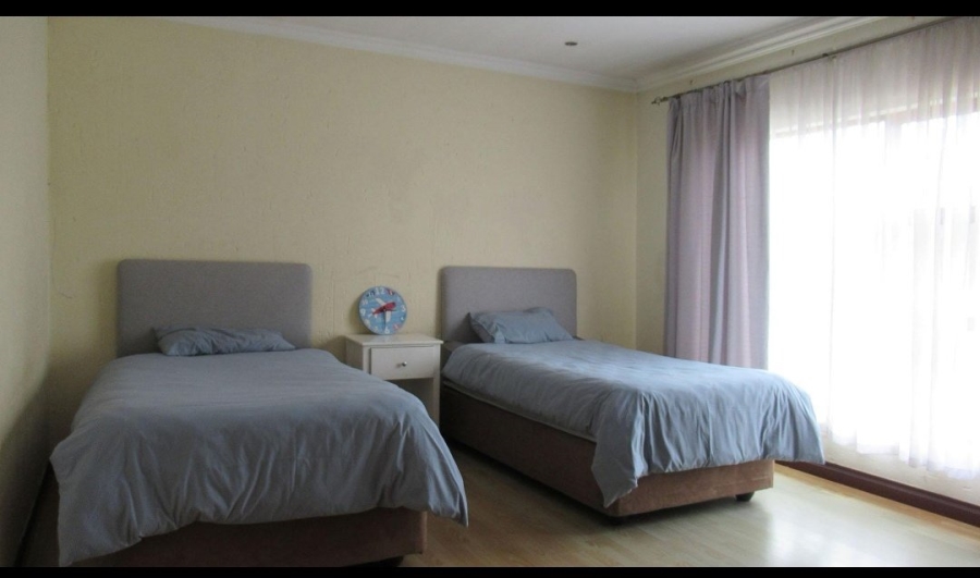 4 Bedroom Property for Sale in Vanderbijlpark SW 5 Gauteng