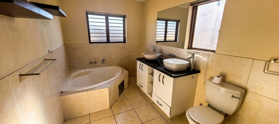 3 Bedroom Property for Sale in Erand Gardens Gauteng