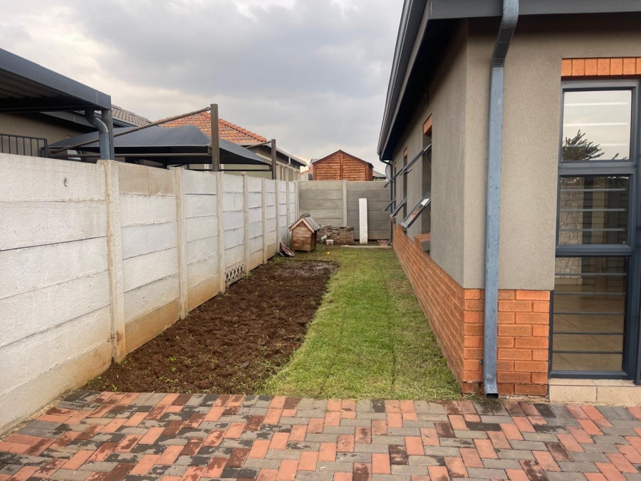 To Let 3 Bedroom Property for Rent in Leopard