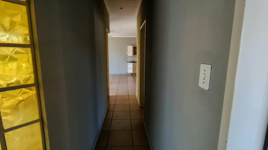 2 Bedroom Property for Sale in Three Rivers East Gauteng