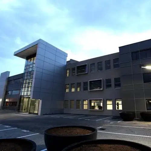 To Let Commercial Property for Rent in Die Hoewes Gauteng