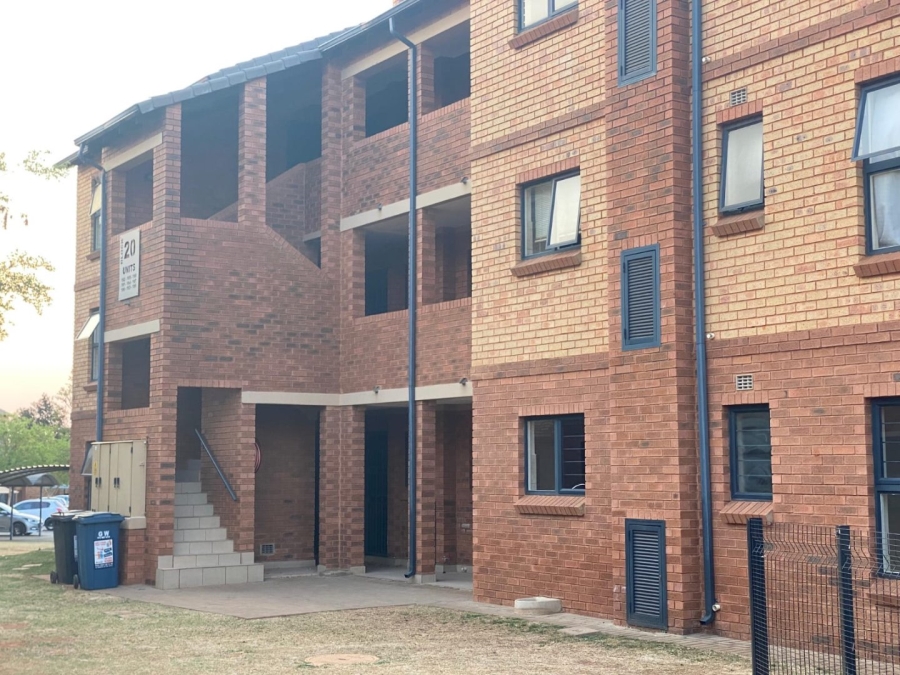 2 Bedroom Property for Sale in Olympus AH Gauteng