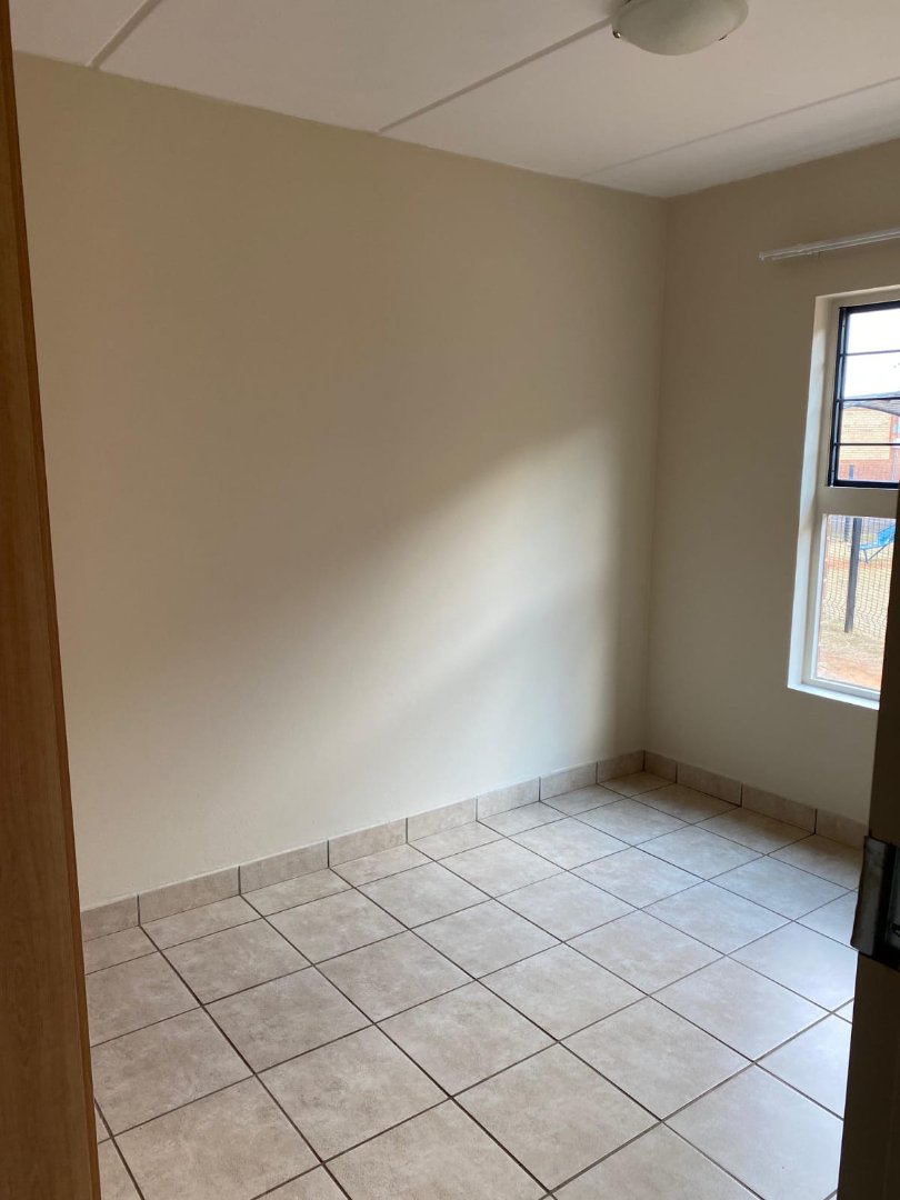 2 Bedroom Property for Sale in Olympus AH Gauteng