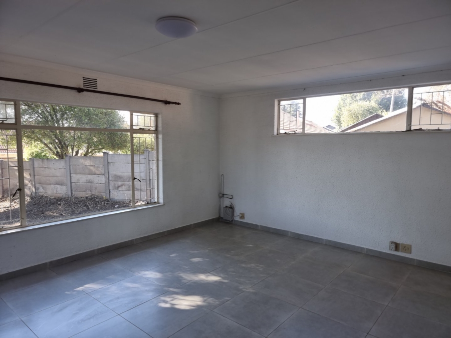 3 Bedroom Property for Sale in Isandovale Gauteng