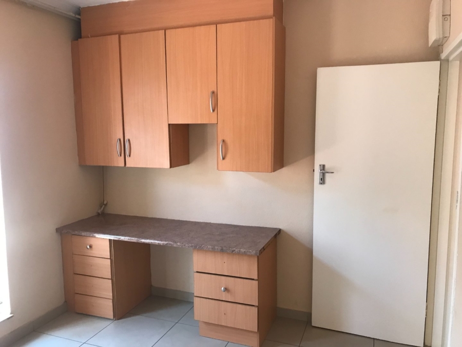 2 Bedroom Property for Sale in Kagiso Gauteng