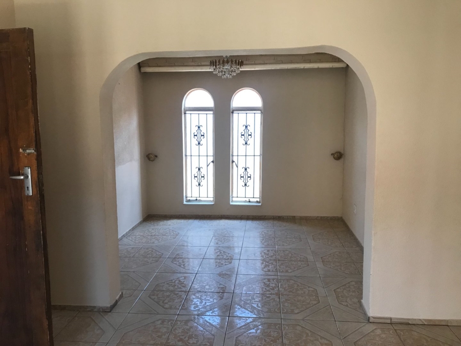 2 Bedroom Property for Sale in Kagiso Gauteng