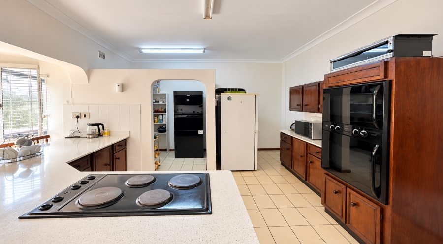 4 Bedroom Property for Sale in Sinoville Gauteng