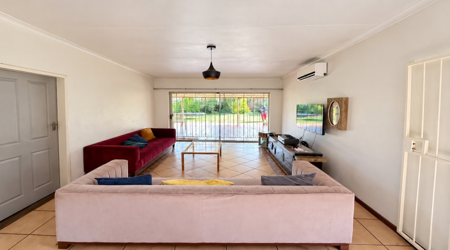 4 Bedroom Property for Sale in Sinoville Gauteng