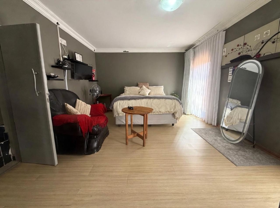 4 Bedroom Property for Sale in Montana Tuine Gauteng