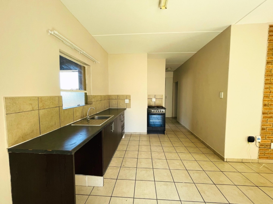 2 Bedroom Property for Sale in Groblerpark Gauteng