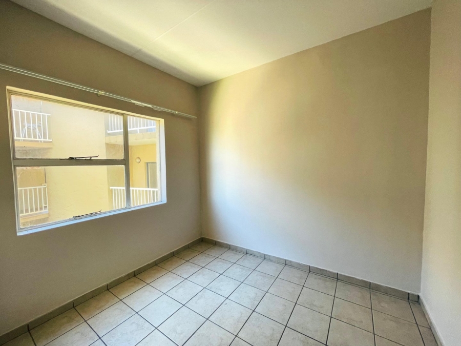 2 Bedroom Property for Sale in Groblerpark Gauteng