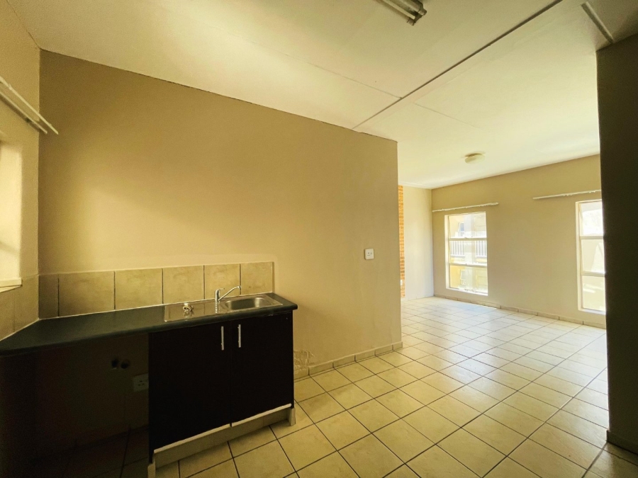 2 Bedroom Property for Sale in Groblerpark Gauteng