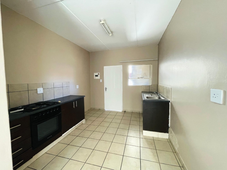 2 Bedroom Property for Sale in Groblerpark Gauteng