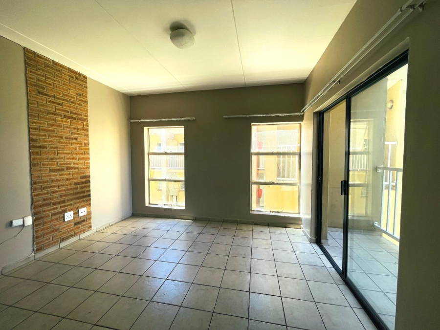 2 Bedroom Property for Sale in Groblerpark Gauteng