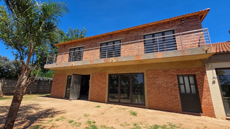 To Let 3 Bedroom Property for Rent in Raslouw Gauteng