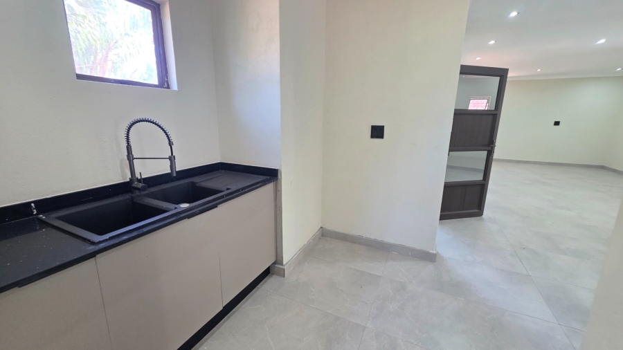 To Let 3 Bedroom Property for Rent in Raslouw Gauteng