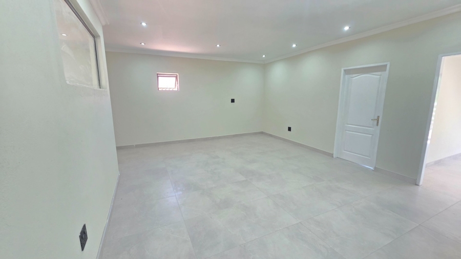 To Let 3 Bedroom Property for Rent in Raslouw Gauteng