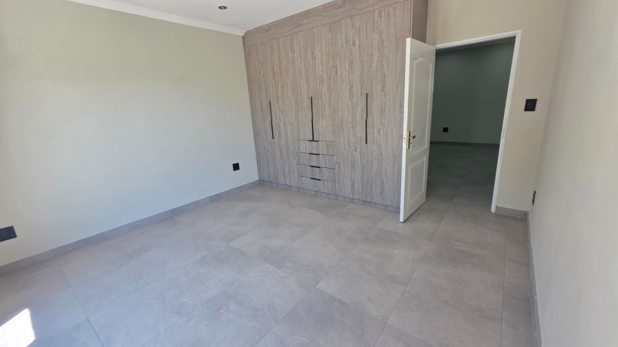 To Let 3 Bedroom Property for Rent in Raslouw Gauteng