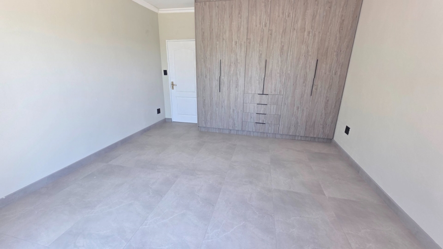 To Let 3 Bedroom Property for Rent in Raslouw Gauteng