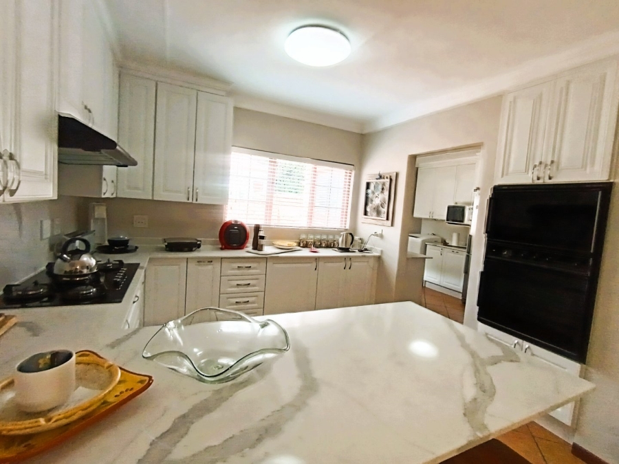 3 Bedroom Property for Sale in Eldoglen Gauteng