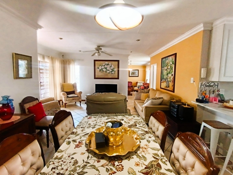 3 Bedroom Property for Sale in Eldoglen Gauteng