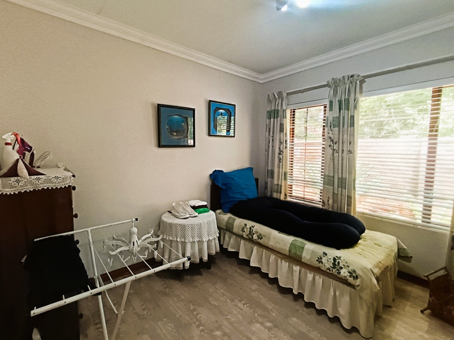 3 Bedroom Property for Sale in Eldoglen Gauteng
