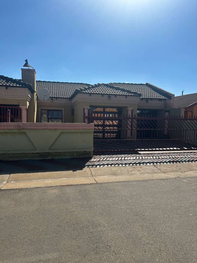 3 Bedroom Property for Sale in Soshanguve XX Gauteng