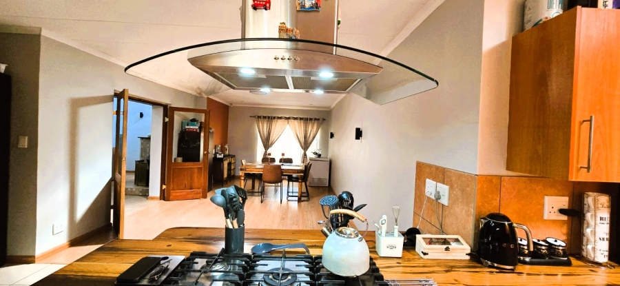 4 Bedroom Property for Sale in Clubview Gauteng
