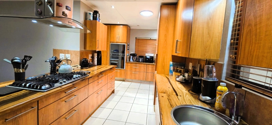 4 Bedroom Property for Sale in Clubview Gauteng