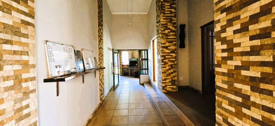 4 Bedroom Property for Sale in Clubview Gauteng