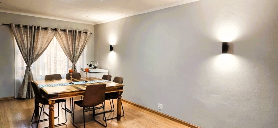 4 Bedroom Property for Sale in Clubview Gauteng