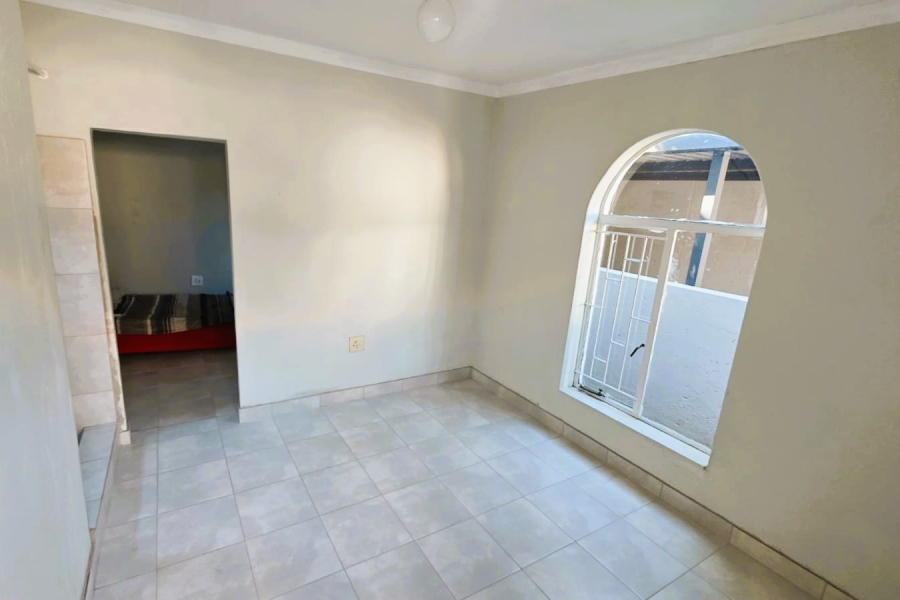 4 Bedroom Property for Sale in Garsfontein Gauteng