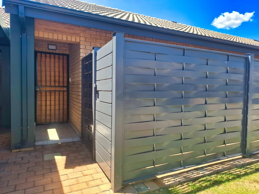 3 Bedroom Property for Sale in Montana Tuine Gauteng