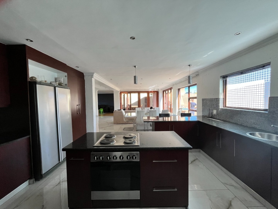 4 Bedroom Property for Sale in Vanderbijlpark SW 5 Gauteng