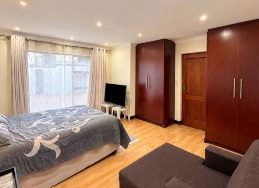 4 Bedroom Property for Sale in Vanderbijlpark SW 5 Gauteng