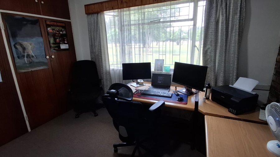 Commercial Property for Sale in Buyscelia Gauteng