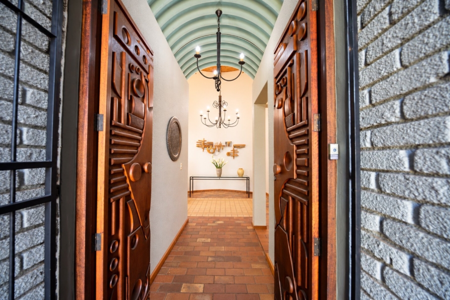To Let 4 Bedroom Property for Rent in Shere Gauteng