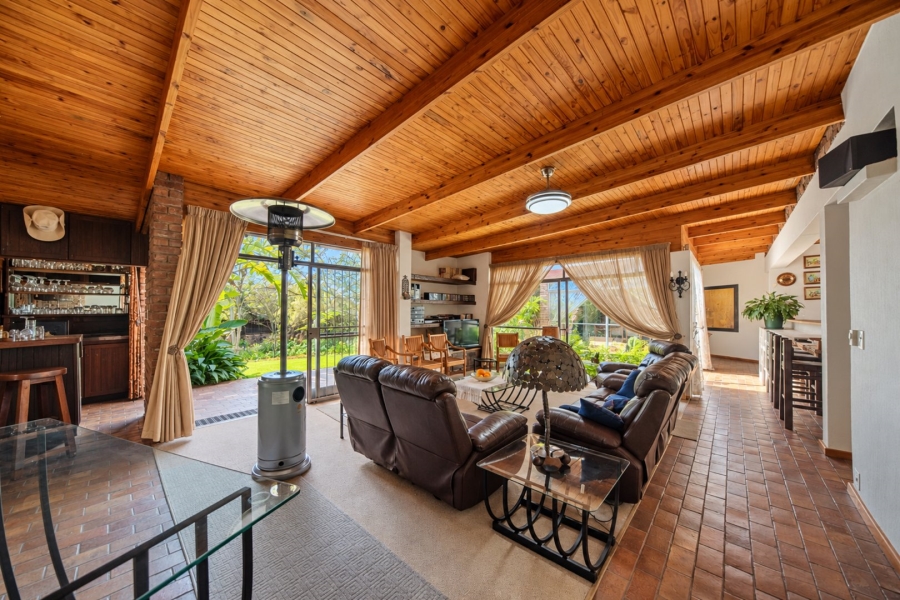 To Let 4 Bedroom Property for Rent in Shere Gauteng