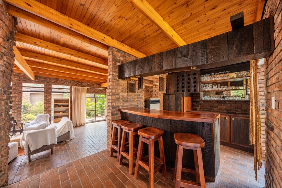 To Let 4 Bedroom Property for Rent in Shere Gauteng
