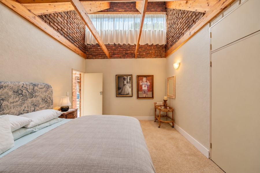 To Let 4 Bedroom Property for Rent in Shere Gauteng