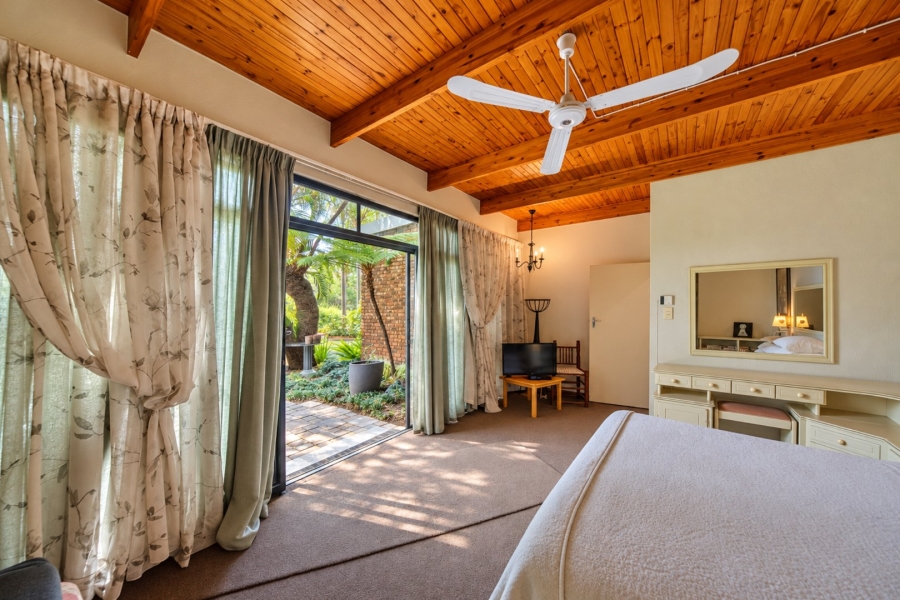 To Let 4 Bedroom Property for Rent in Shere Gauteng
