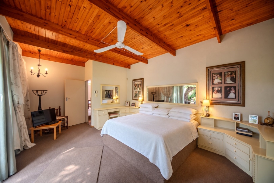 To Let 4 Bedroom Property for Rent in Shere Gauteng