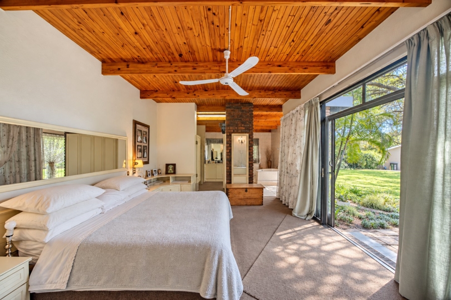 To Let 4 Bedroom Property for Rent in Shere Gauteng