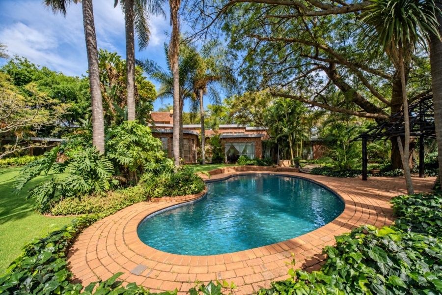 To Let 4 Bedroom Property for Rent in Shere Gauteng