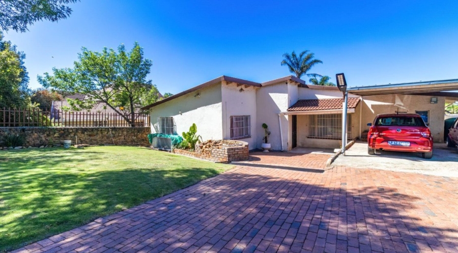 5 Bedroom Property for Sale in Illiondale Gauteng